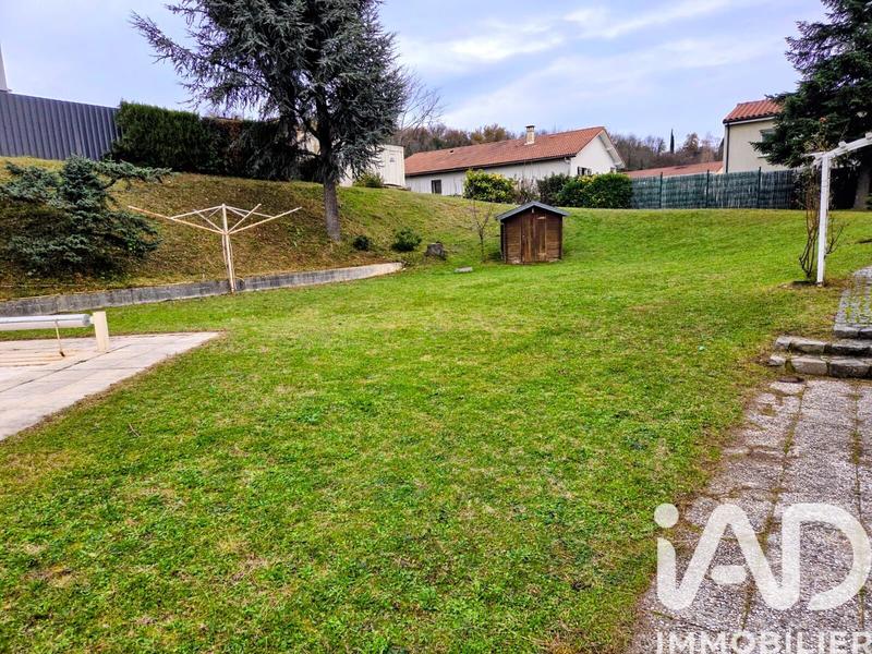 Maison - 209 m² - 7 pièces