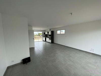 Maison - 86 m² - 4 pièces