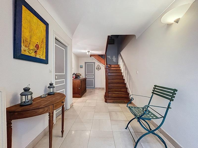 Maison bourgeoise - 200 m² - 9 pièces