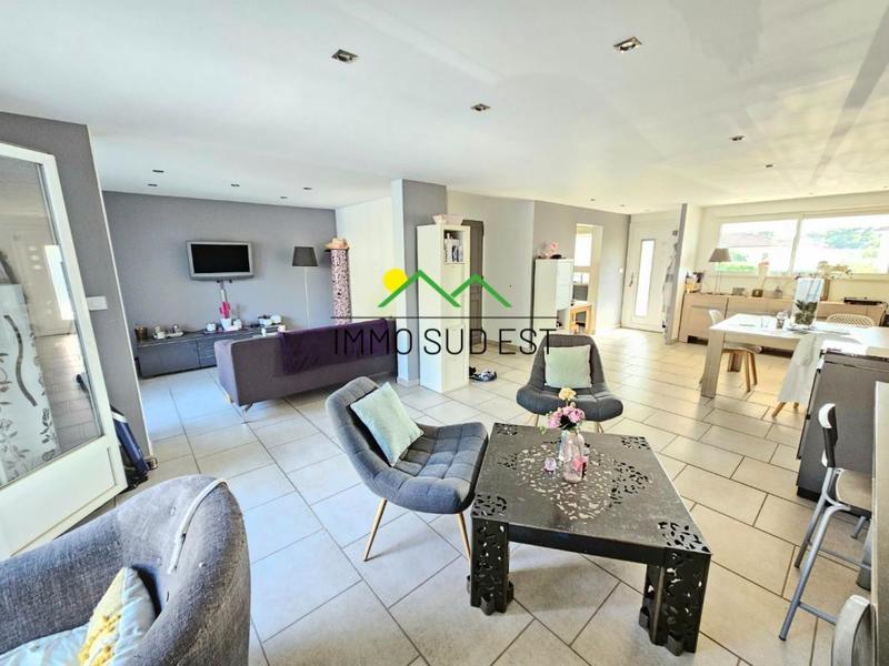 Maison - 114 m² - 5 pièces