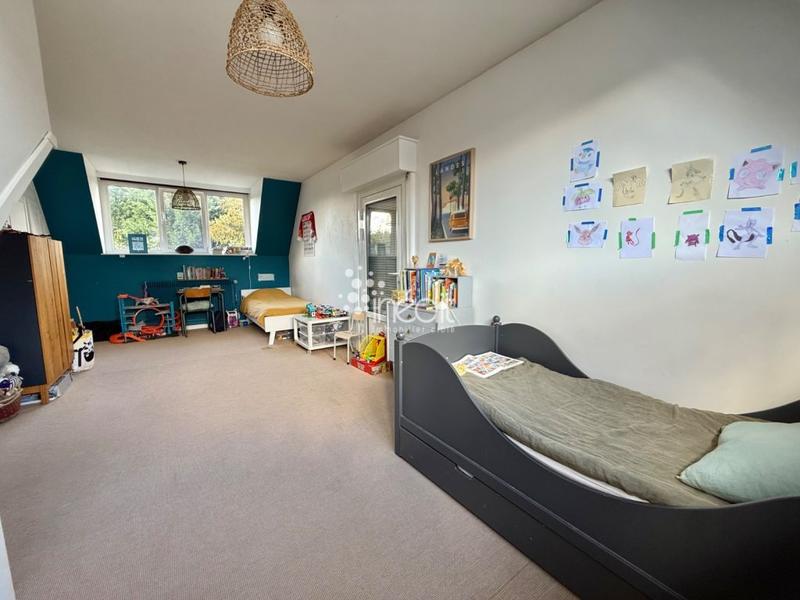 Maison - 170 m² - 7 pièces