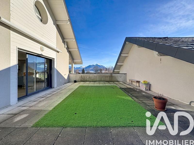 Appartement - 80 m² - 3 pièces