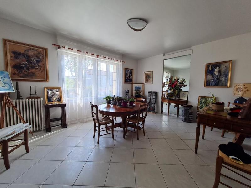 Villa - 153 m² - 8 pièces