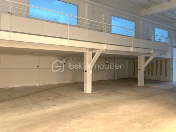 Bureau - 21 m² - 2 pièces