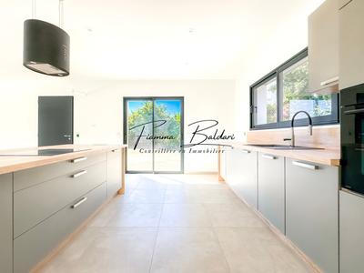 Villa - 120 m² - 4 pièces