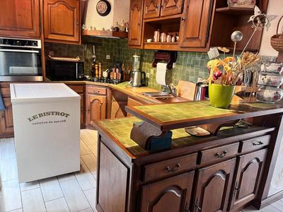 Maison - 94 m² - 6 pièces