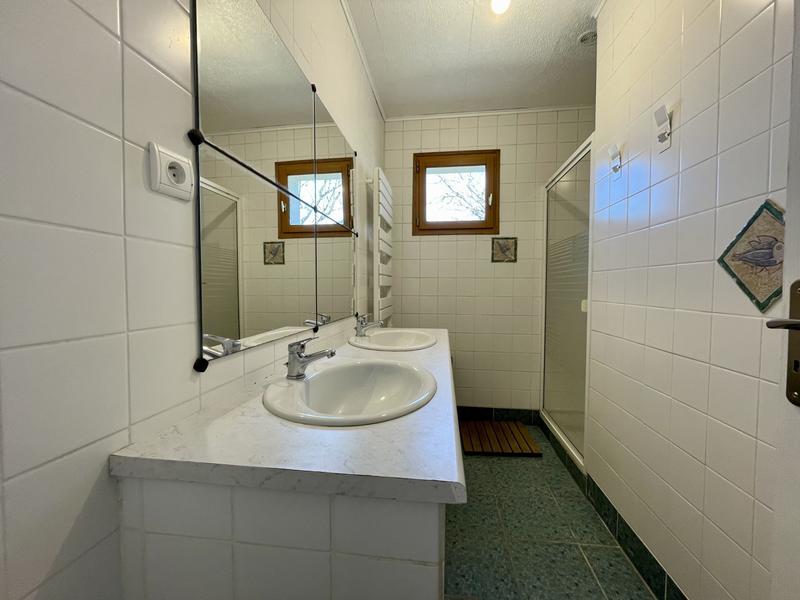 Maison - 228 m² - 8 pièces