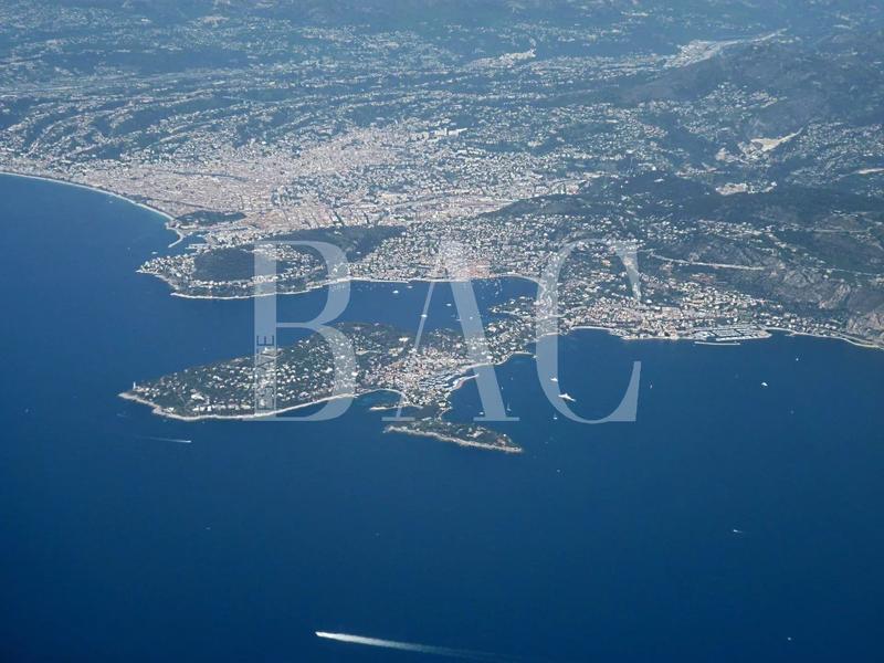 Villa - 375 m² - 12 pièces