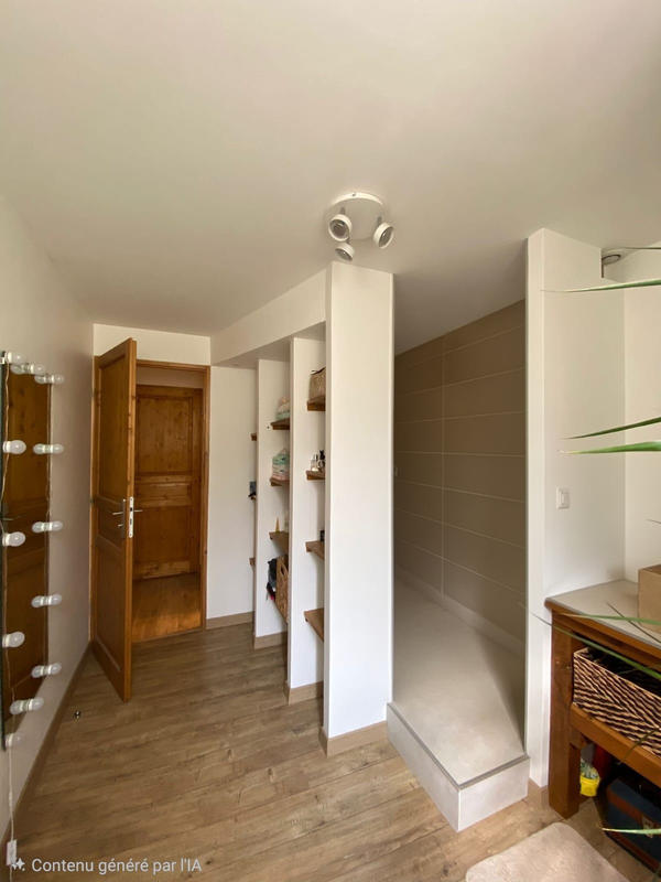 Maison - 200 m² - 9 pièces