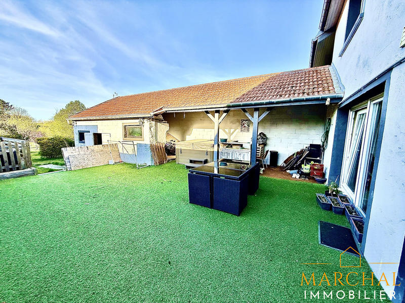 Maison - 265 m² - 7 pièces