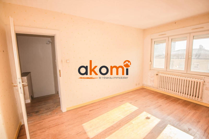 Maison - 92 m² - 5 pièces