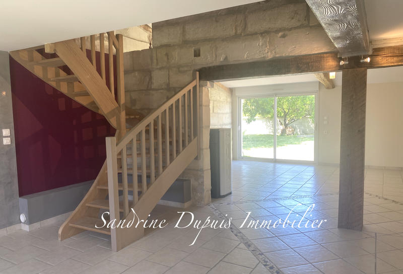 Maison - 220 m² - 7 pièces