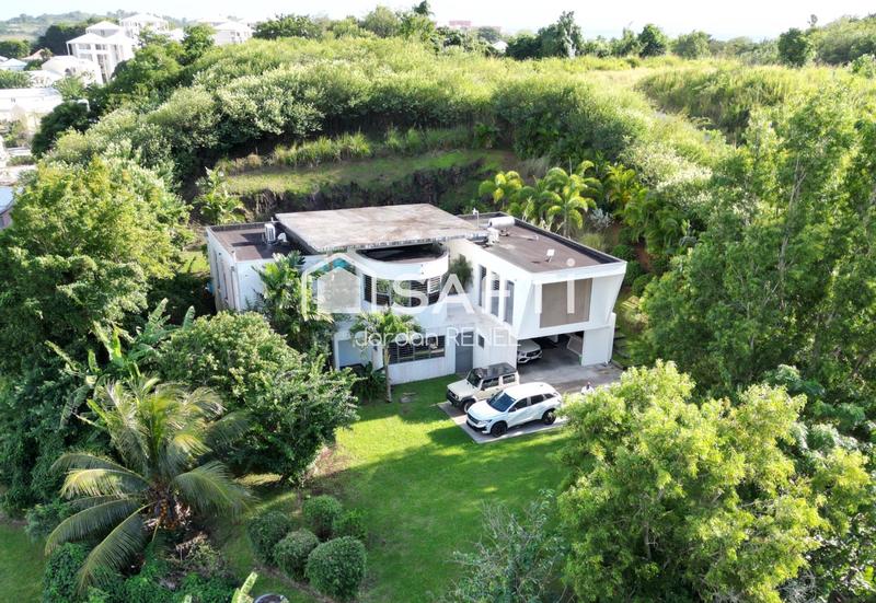 Maison - 125 m² - 4 pièces