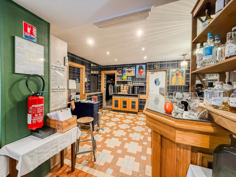 Local commercial - 300 m²