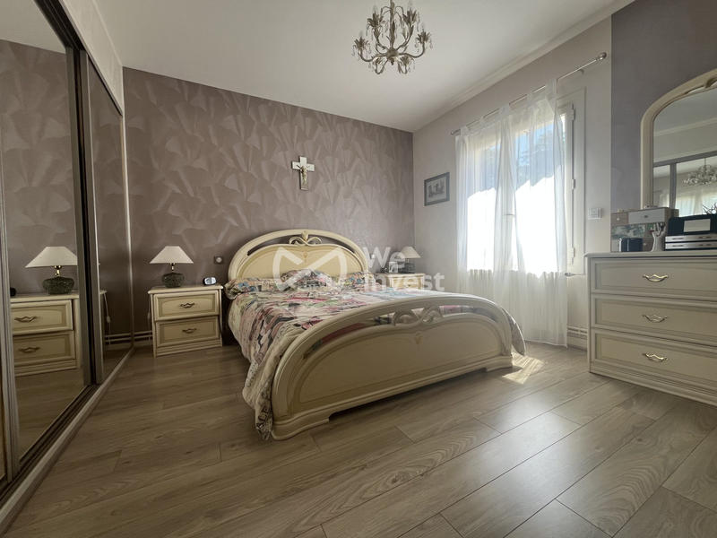 Maison - 182 m² - 4 pièces