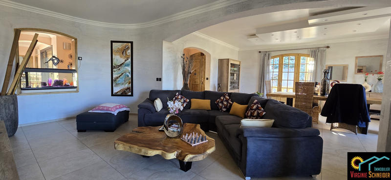 Maison - 160 m² - 8 pièces