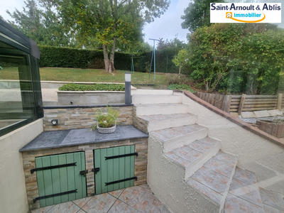 Maison - 94 m² - 5 pièces