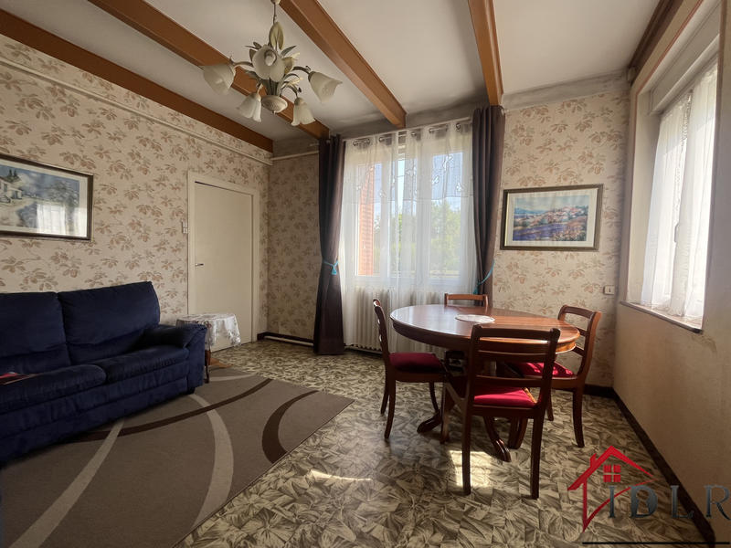 Propriété - 104 m² - 4 pièces