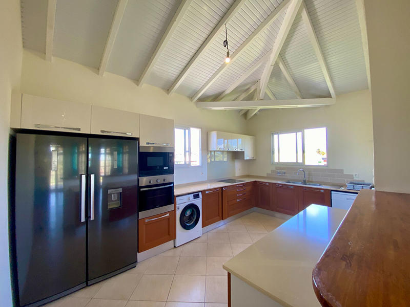 Appartement - 102 m² - 4 pièces