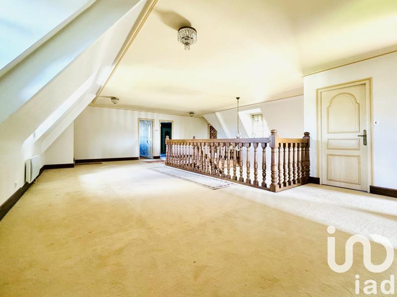 Maison - 480 m² - 12 pièces