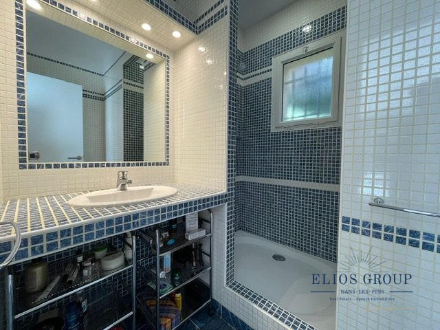 Maison - 136 m² - 6 pièces