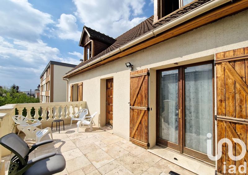 Maison - 140 m² - 6 pièces