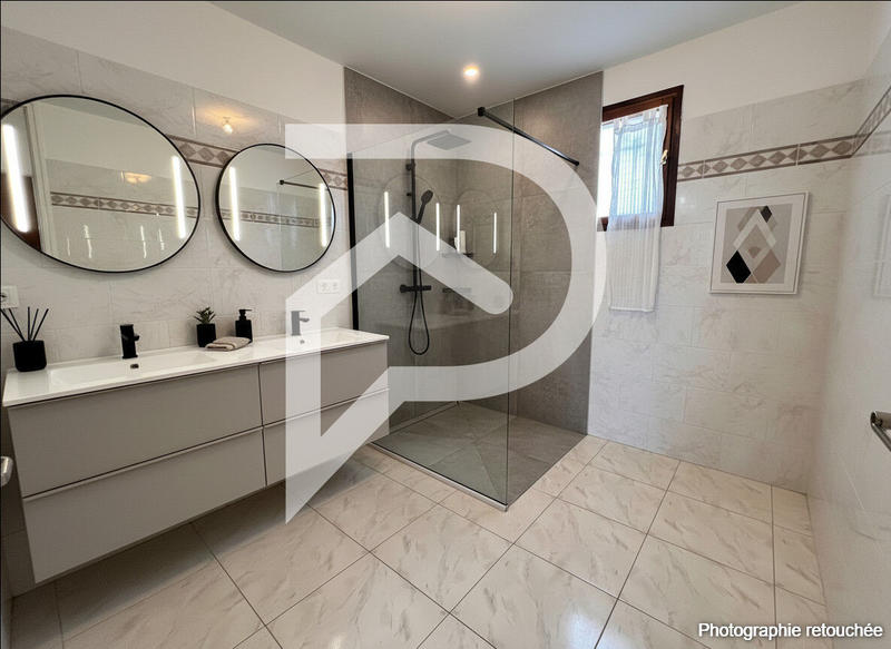 Maison - 151 m² - 5 pièces