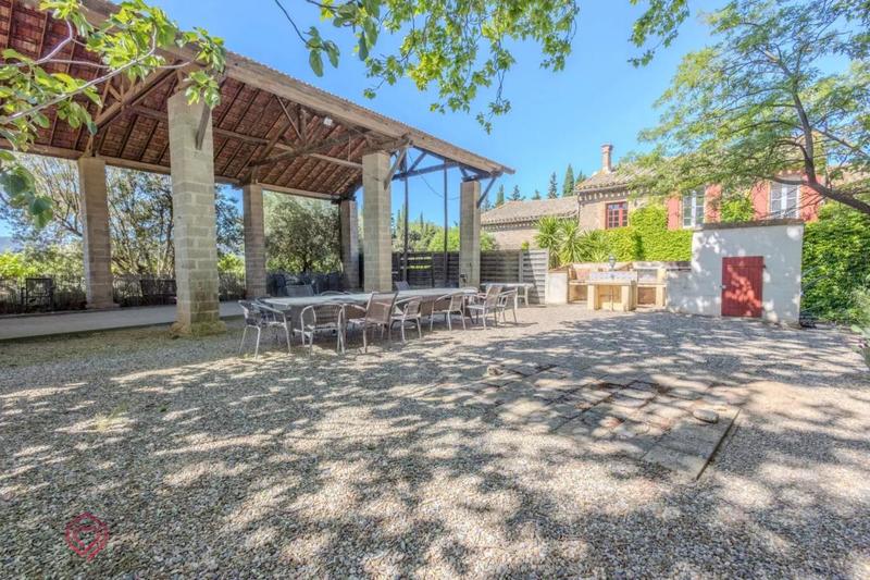 Propriété - 530 m² - 23 pièces