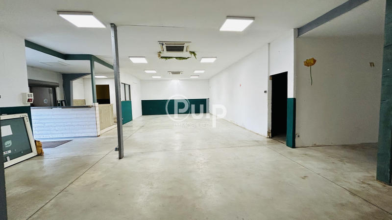 Immeuble - 190 m² - 1 pièce