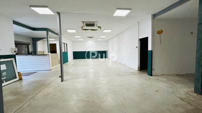 Immeuble - 190 m² - 1 pièce