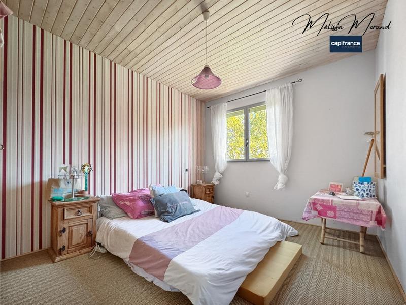 Maison - 180 m² - 5 pièces