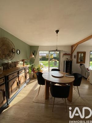 Maison - 166 m² - 9 pièces