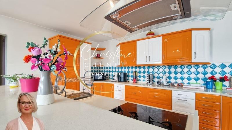 Propriété - 140 m² - 5 pièces