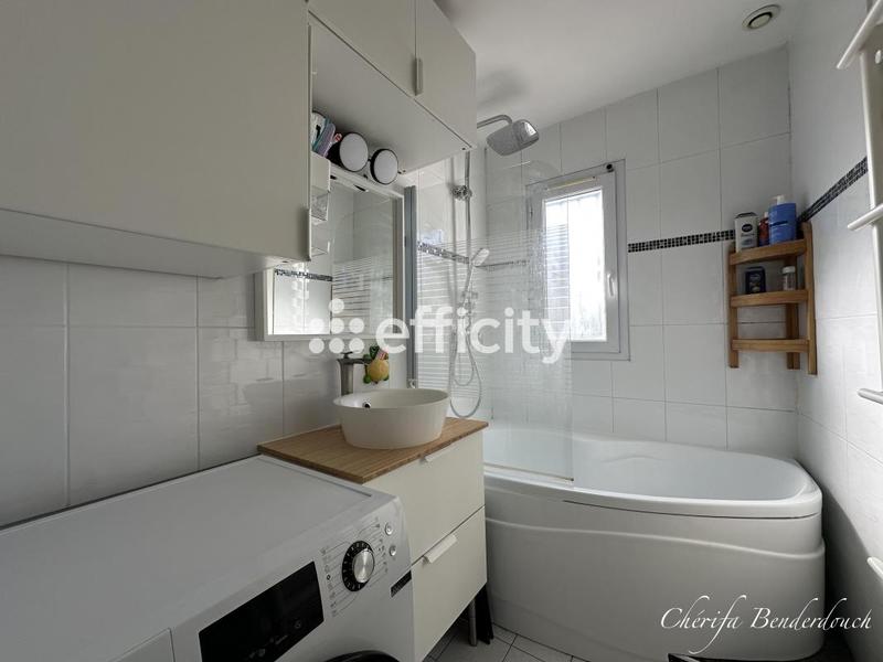 Maison - 65 m² - 3 pièces