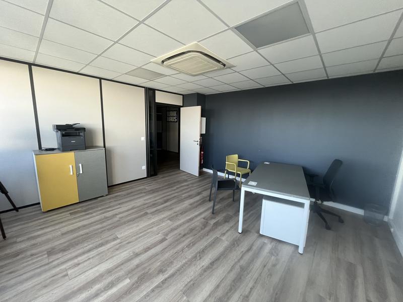 Bureau - 24 m² - 1 pièce