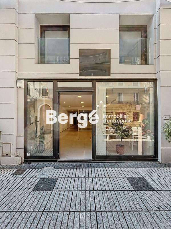 Local commercial - 255 m²