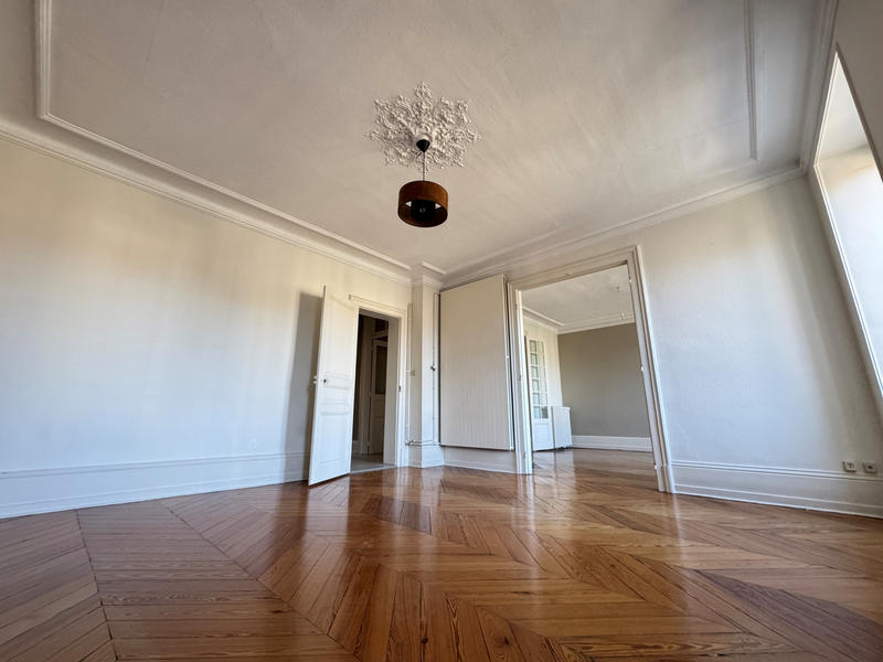 Appartement - 116 m² - 5 pièces