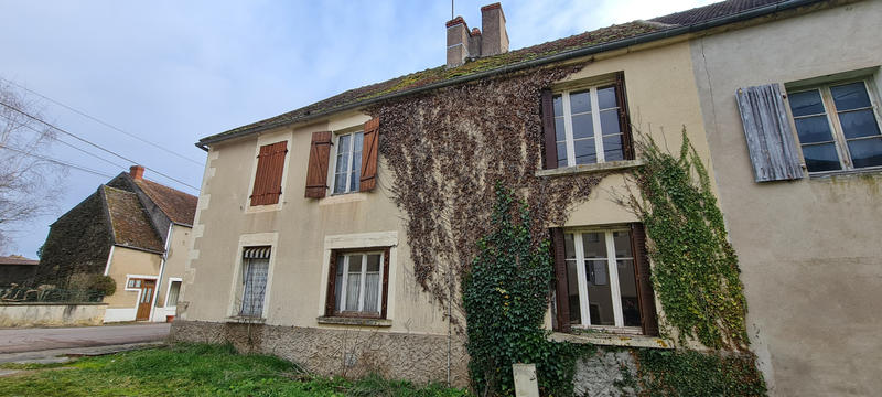 Maison - 94 m² - 9 pièces