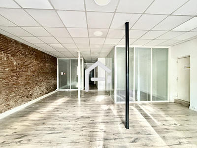 Local d'activités - 93 m²
