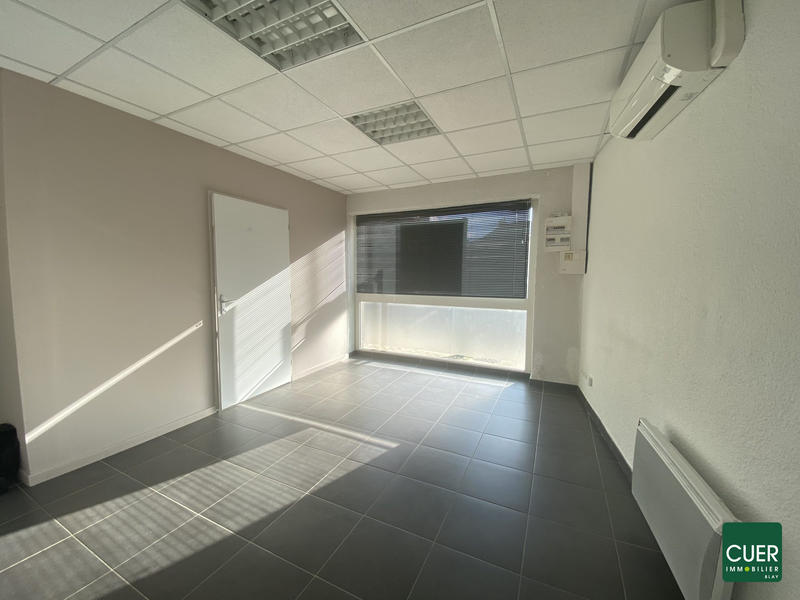 Local commercial - 38 m² - 1 pièce