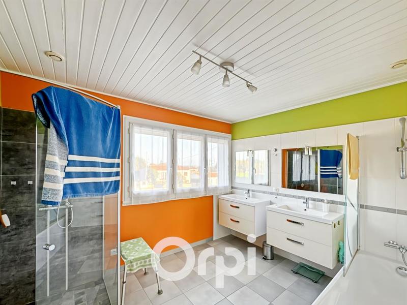 Maison - 120 m² - 4 pièces