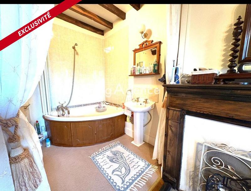 Maison - 181 m² - 8 pièces