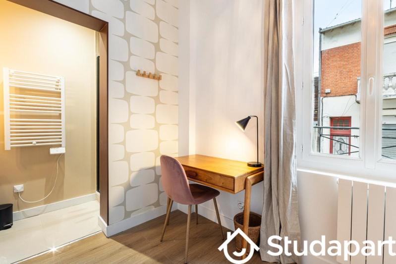 Chambre - 14 m² - 1 pièce