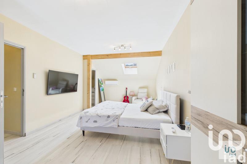 Maison - 155 m² - 7 pièces