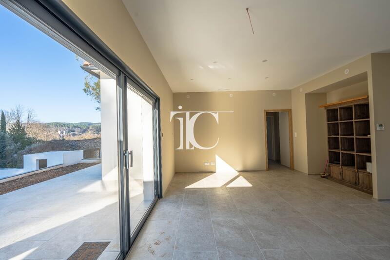 Maison - 131 m² - 6 pièces