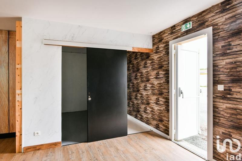 Local commercial - 147 m²