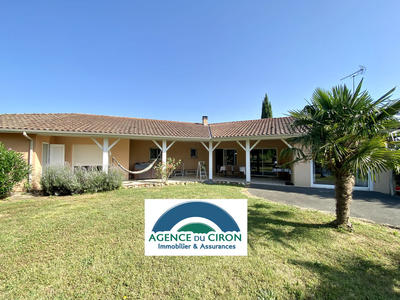 Maison - 232 m² - 7 pièces