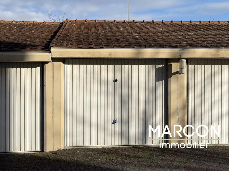 Garage - 16 m²