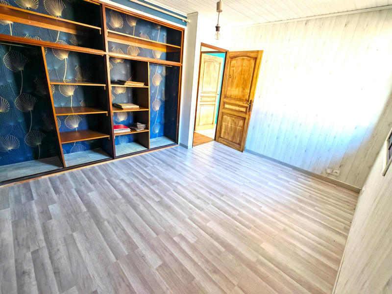 Appartement - 105 m² - 4 pièces