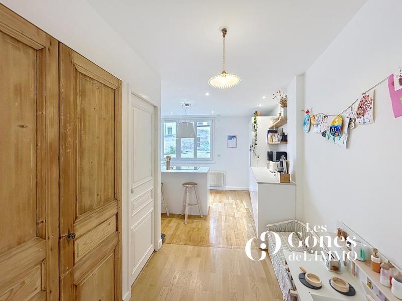 Appartement - 83 m² - 4 pièces